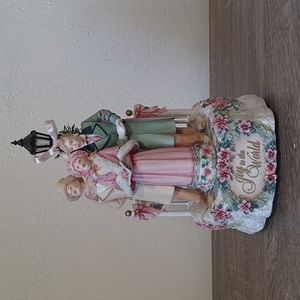 The SAN FRANCISCO MUSIC BOX COMPANY holiday music box